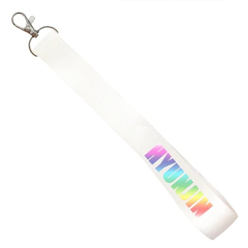 Новинка года. Брелок с портретом. Милый брелок для телефона