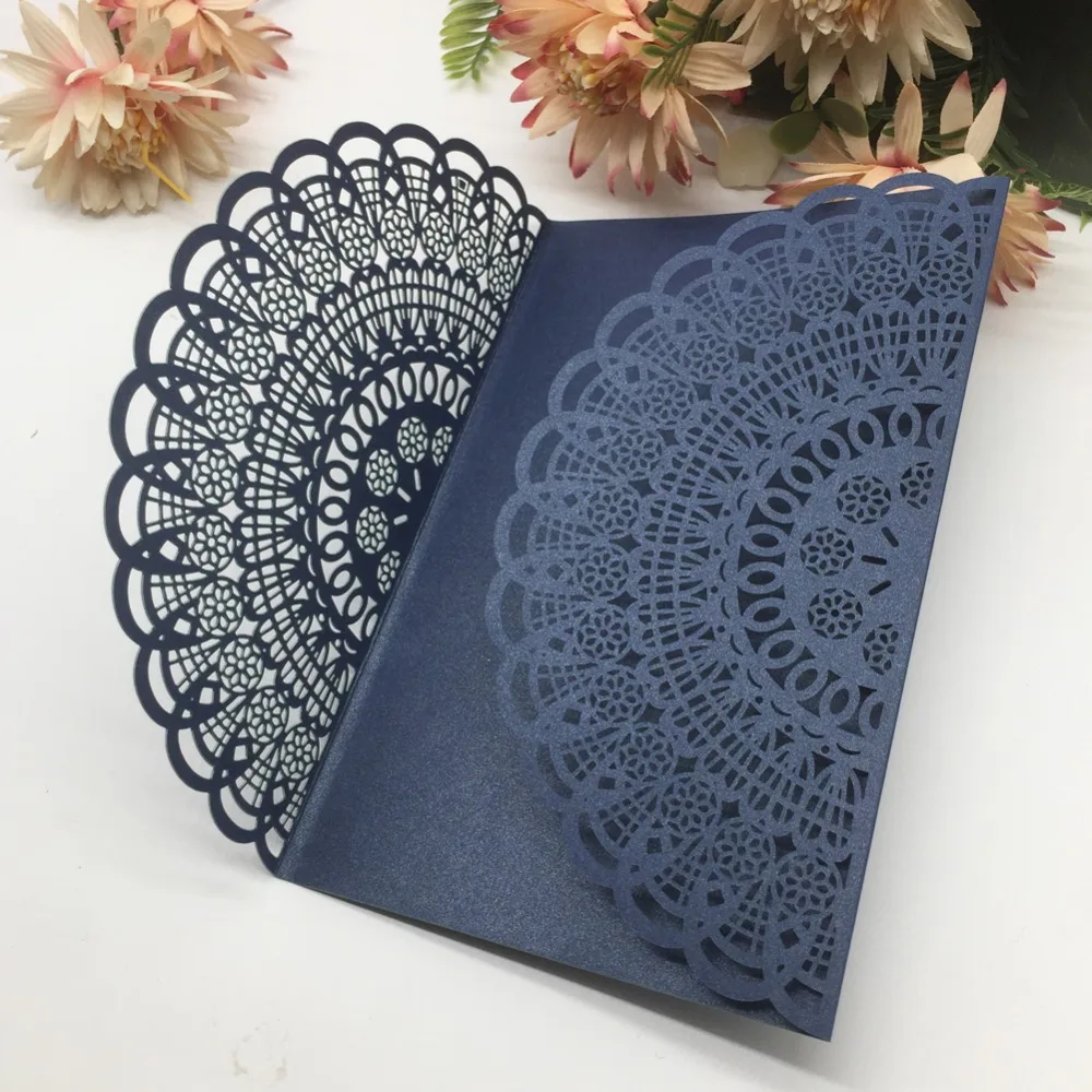 50Pcs/Lot Laser Cut Elegant Lace Design Wedding Invitations With Ribbon Pearl Paper Card Birthday Dinner Invite |