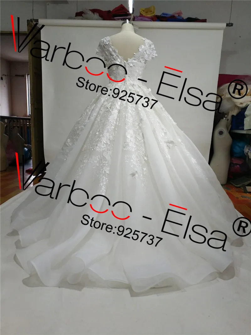 Элегантное винтажное свадебное платье с v образным вырезом и кружевной