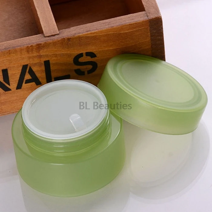 

300pcs/lot 50G Frosted Plastic Green Black Refillable Glass Cream Bottle With Plastic Cap Empty Cosmetic Case Free Shipping