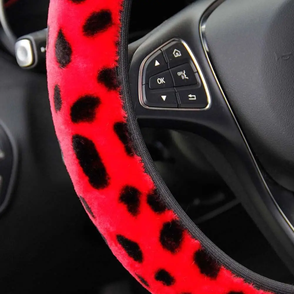 Чехол рулевого колеса автомобиля Leopard колеса крышки ручка плюшевый набор авто протектор универсальный авто в салонные аксессуары