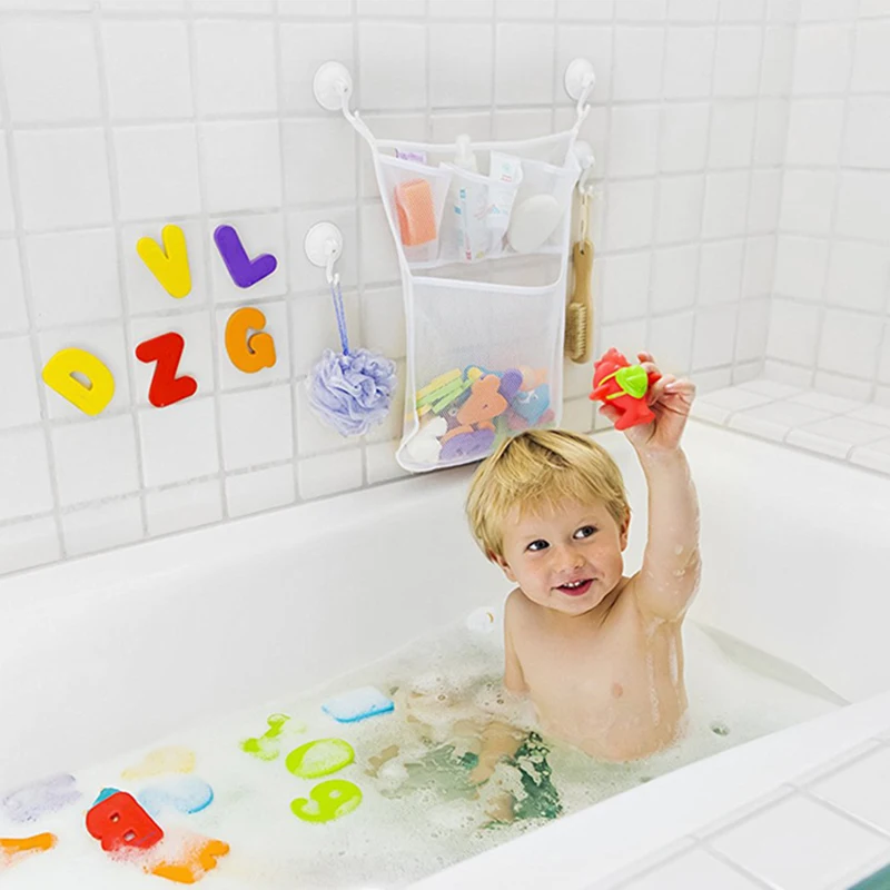 Малыш в ванной. Игрушки для ванной. Детский в ванной. Детские игрушки для ванны.