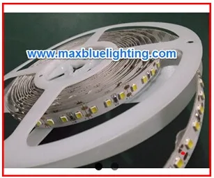 Сверхъярсветодиодный Светодиодная лента 2835SMD 5 м 24 В постоянного тока (22