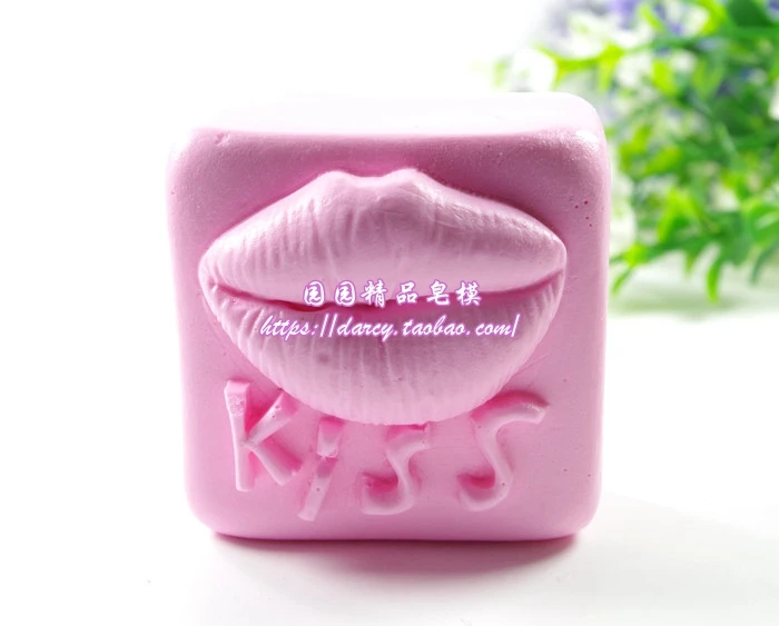 

Kiss Mould Craft Art Silicone 3D Soap Mold Craft Molds DIY Handmade Candle Molds S369