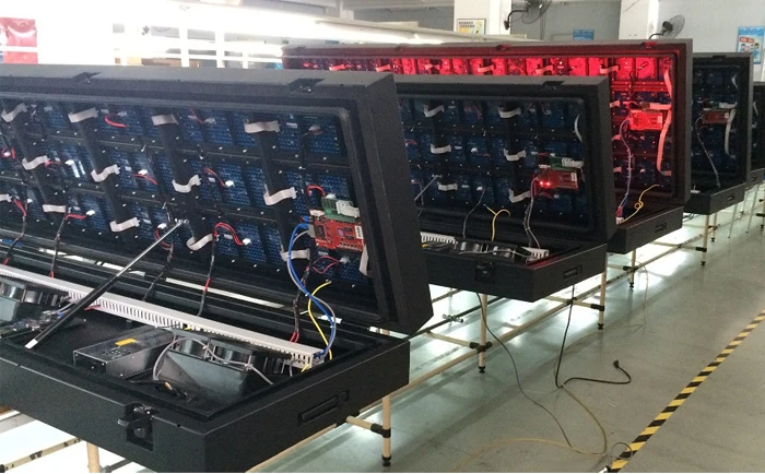 Рекламная версия водонепроницаемый наружный движущийся текст светодиодный