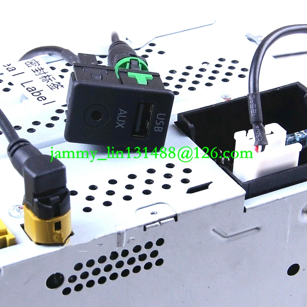 Бесплатная доставка OEM 2 в 1 USB AUX переключатель для RCD510 RNS510 RNS315 RCD500 RNS300 RCD300 RCD200 GOLF MK6