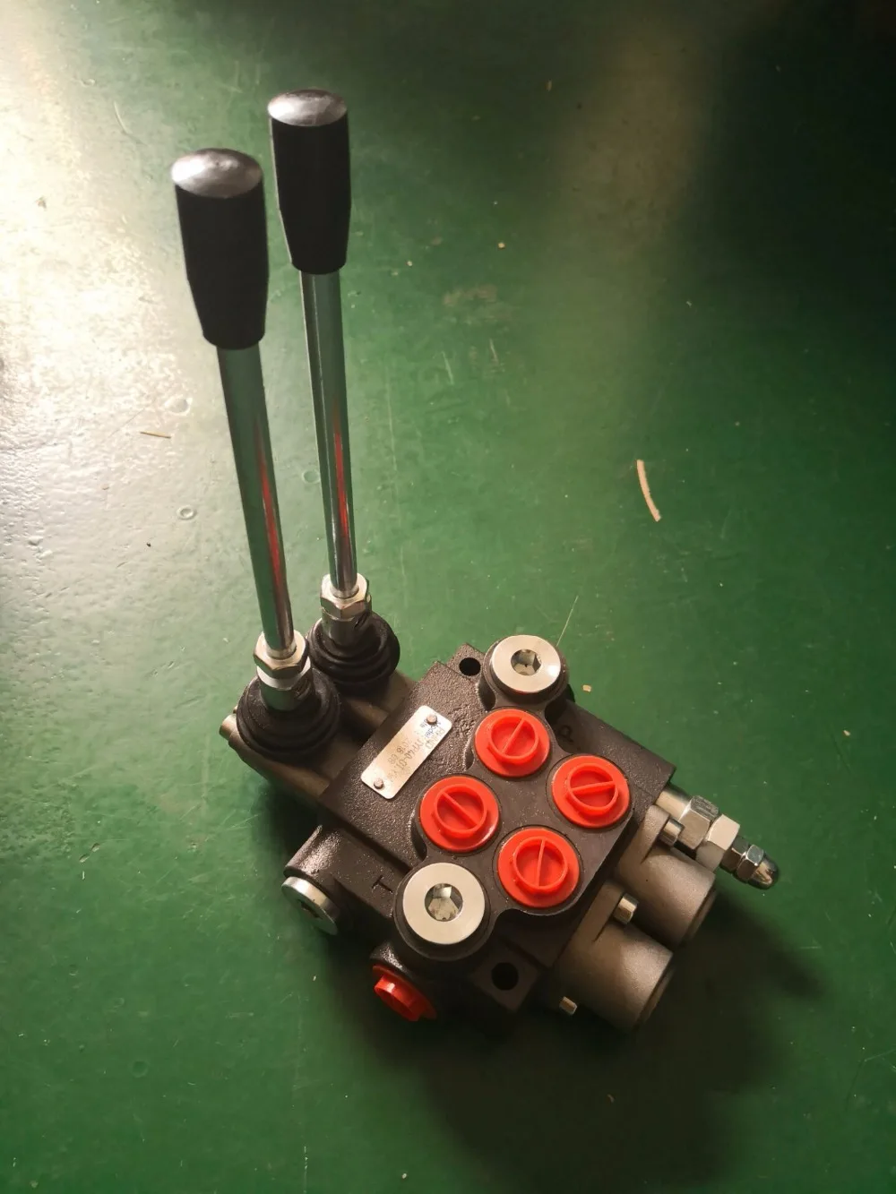 2 шпули гидравлический направленный клапан Многонаправленные регулирующие