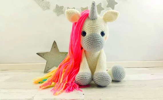 Вязаные крючком игрушки Единорог амигуруми для жизни