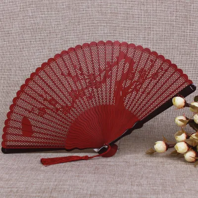 20cm plum blossom Китайский стиль Бамбуковый вентилятор классический мини ручной вентилятор выдолбленный Дамский подарок ручной работы винтажный Складной вентилятор для лета - Цвет: 20cm plum blossom