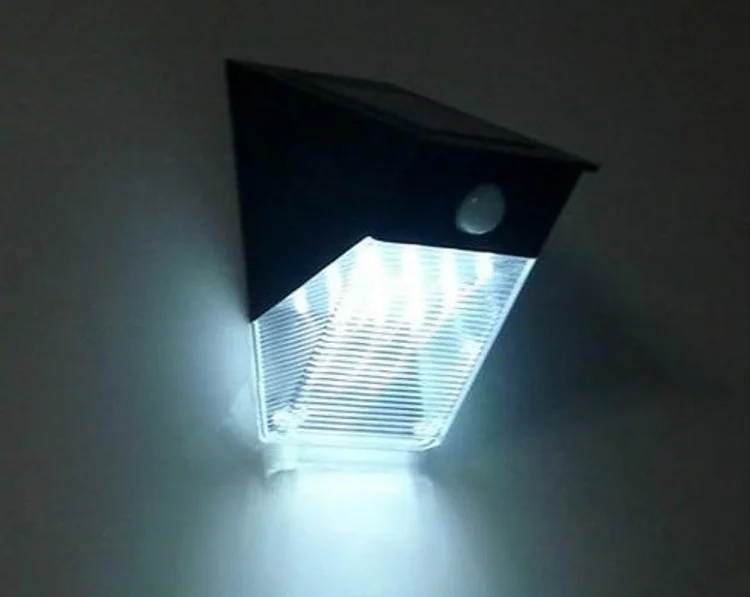 12LED Солнечный корпус индукционный настенный светильник сад треугольный свет |