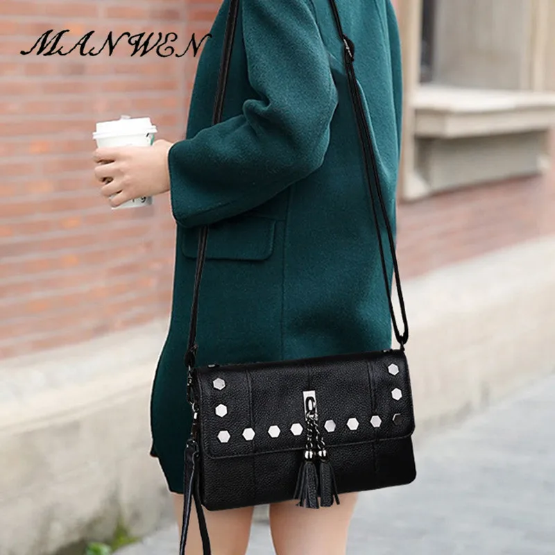 2017 Черный кисточкой конверт сумки на плечо для Для женщин Повседневная Клатчи