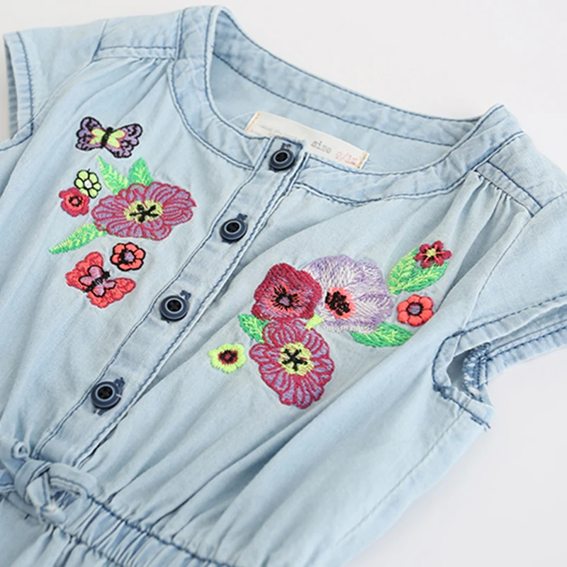 Джинсовое платье для маленьких девочек джинсовое с вышитыми цветами детская
