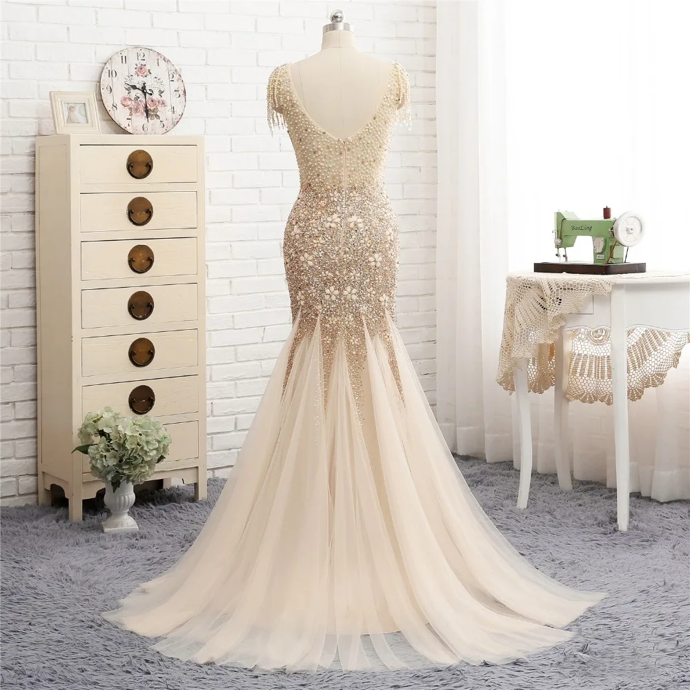 Новые красивые длинные тюлевые вечерние платья 2018 с открытой спиной Украшенные