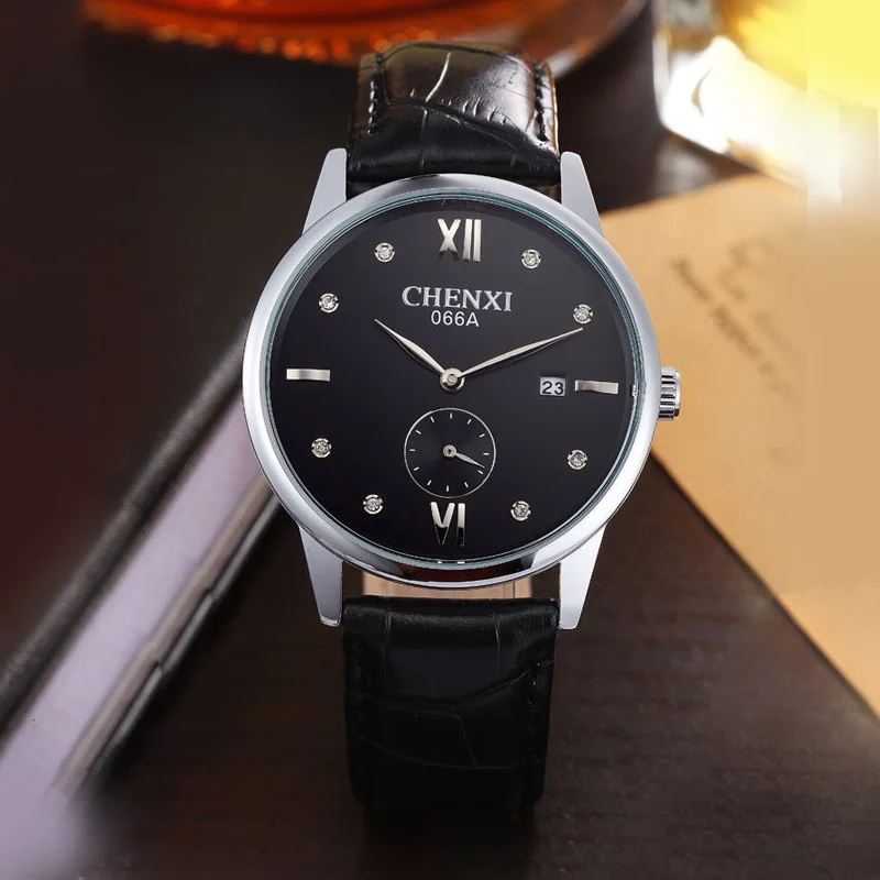 2018 новые часы с алмазным инкрустированным циферблатом кожаным ремешком