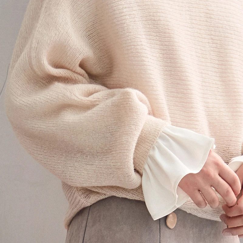 Женский однотонный пуловер ARTKA универсальный с круглым вырезом и рукавами