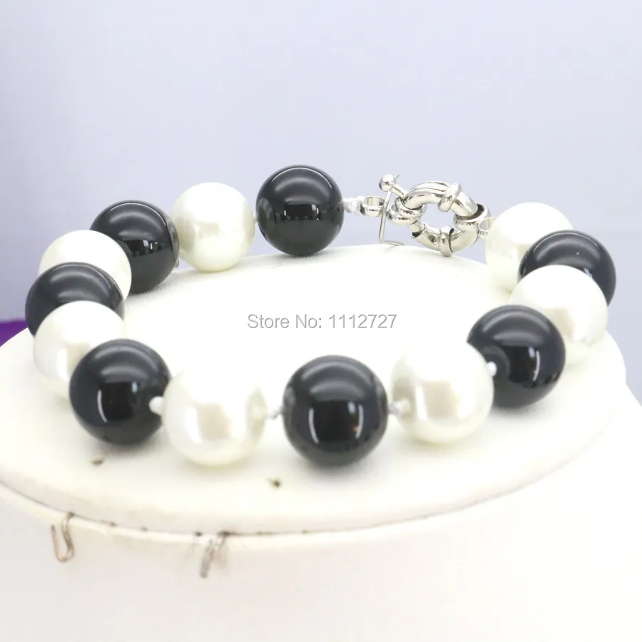 Christmas Gifts Girls 10mm Round White&ampBlack Glass Pearl Beads Bracelet Hand Made Jewelry Making Design For Women Girl Wholesale |