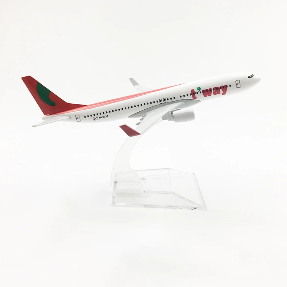 Самолёт в масштабе 1/400 самолёт Боинг 737 T 'way Air 16 см модель самолета из сплава B737