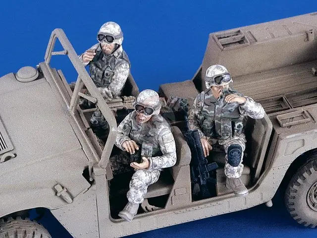 Новая несобранная 1/35 Современная Экипировка США в Ираке (3 фигурки) набор из смолы