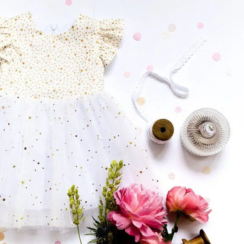 Милое хлопковое платье для новорожденных девочек повседневное белое с блестками
