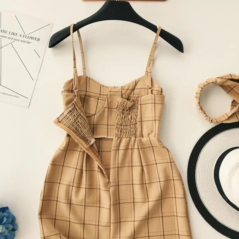 2018 new fashion women's strap dress plaid V-neck high waist ruffled short | Женская одежда