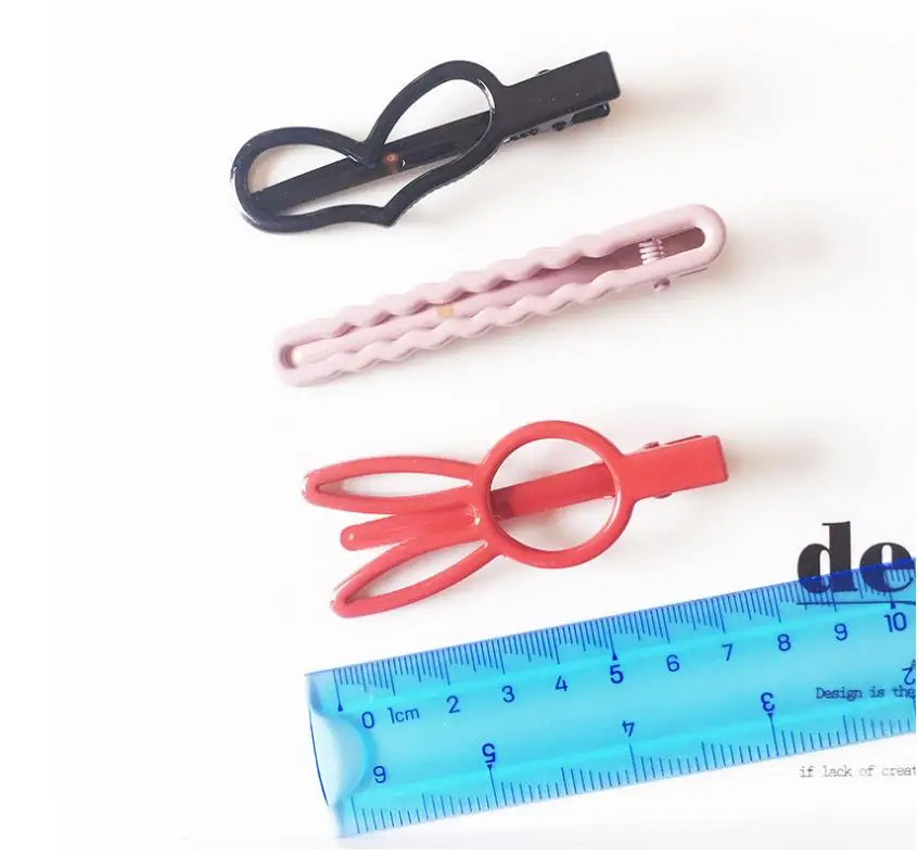 1sat=2pcs Candy colors cute fashion wild metal duckbill clip fresh cartoon long ears rabbit hairpin headdress Headwear |