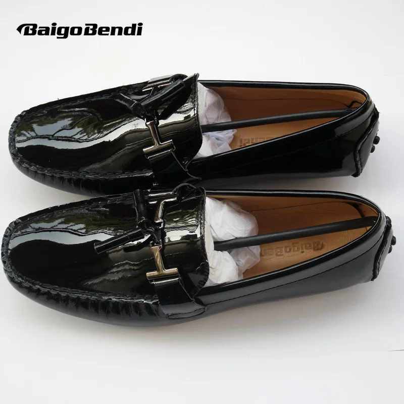 Мужские лоферы из натуральной лакированной кожи с кисточками модельные туфли