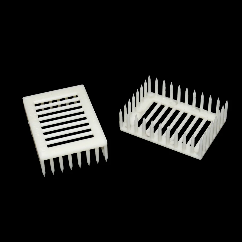 2 шт. новая пластиковая клетка с пряжкой в виде пчелы королевская игловая для