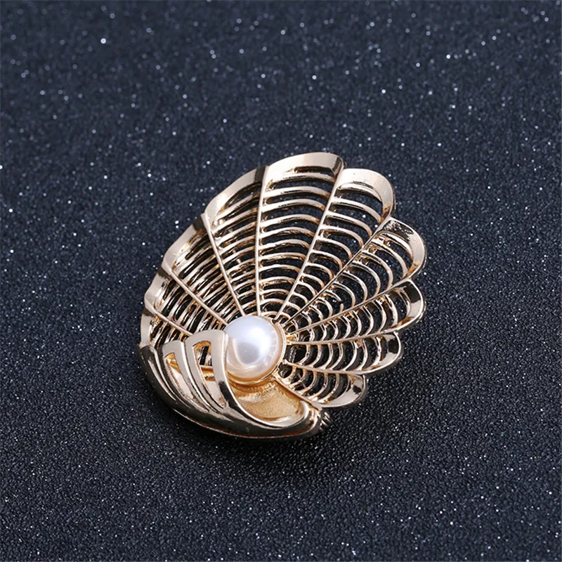 Free shipping Couple Accessories Golden shell modeling Imitation pearl for decoration brooch pins fashion girl woman jewelry | Украшения и