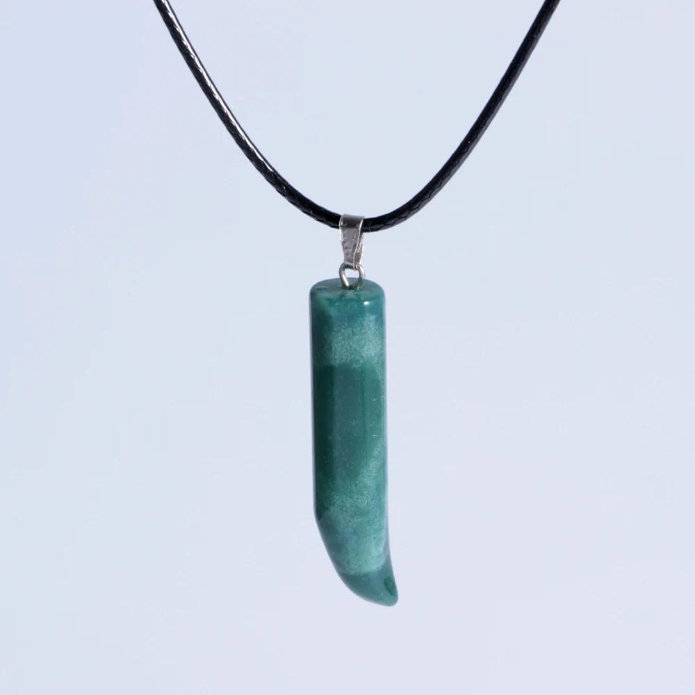 Новые поступления Природный Гранит камень Талисманы с Черный кожаный Полумесяца