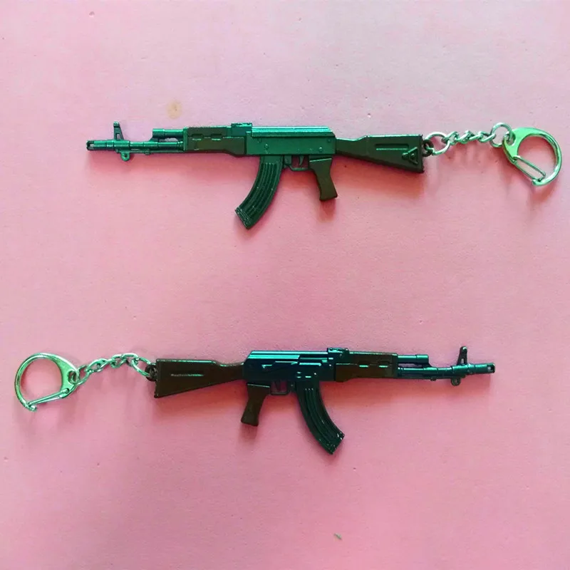 AKM 300 шт. 12 см PUBG игра CS брелки 98 K, UMP9, M4, AWM брелок в виде меча пистолет модельный брелок в форме оружия подвеска подарки - Цвет: AKM