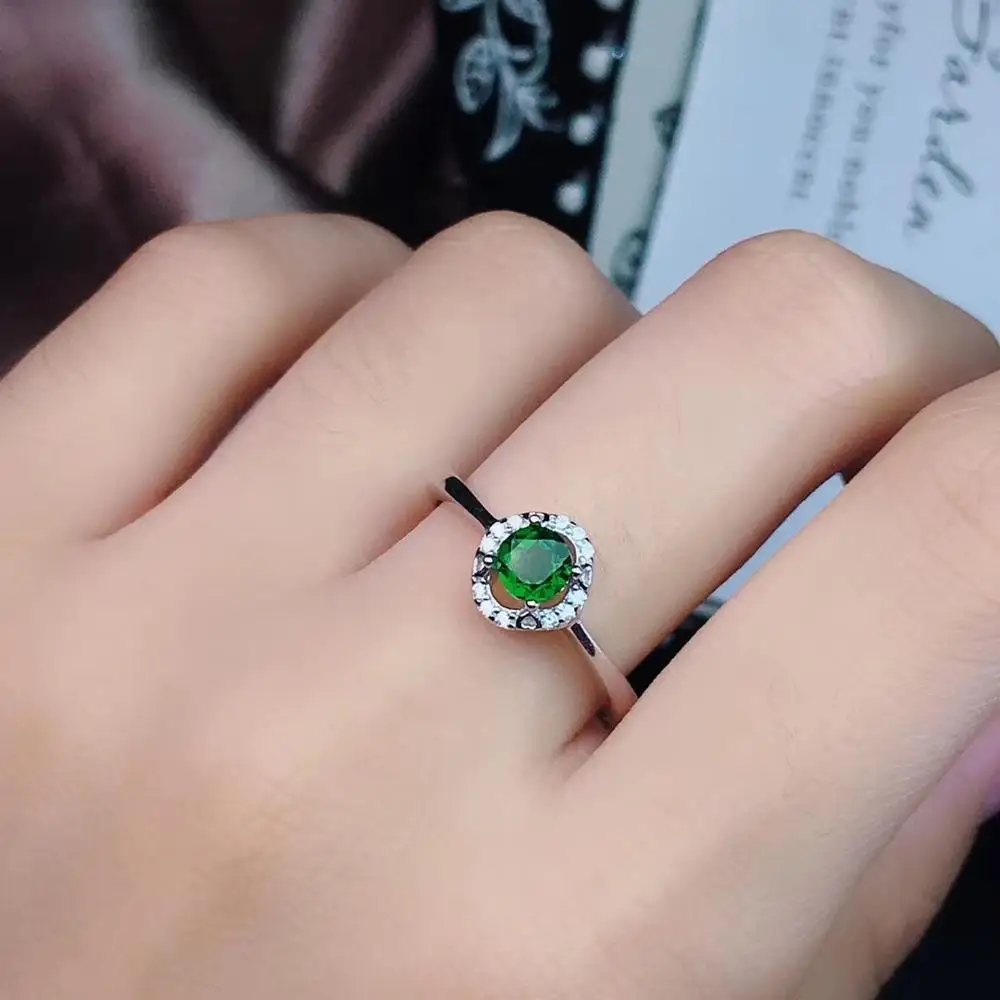 

Natural green diopside gem Ring Natural gemstone Ring S925 silver Elegant simple Small round women girl party gift Jewelry