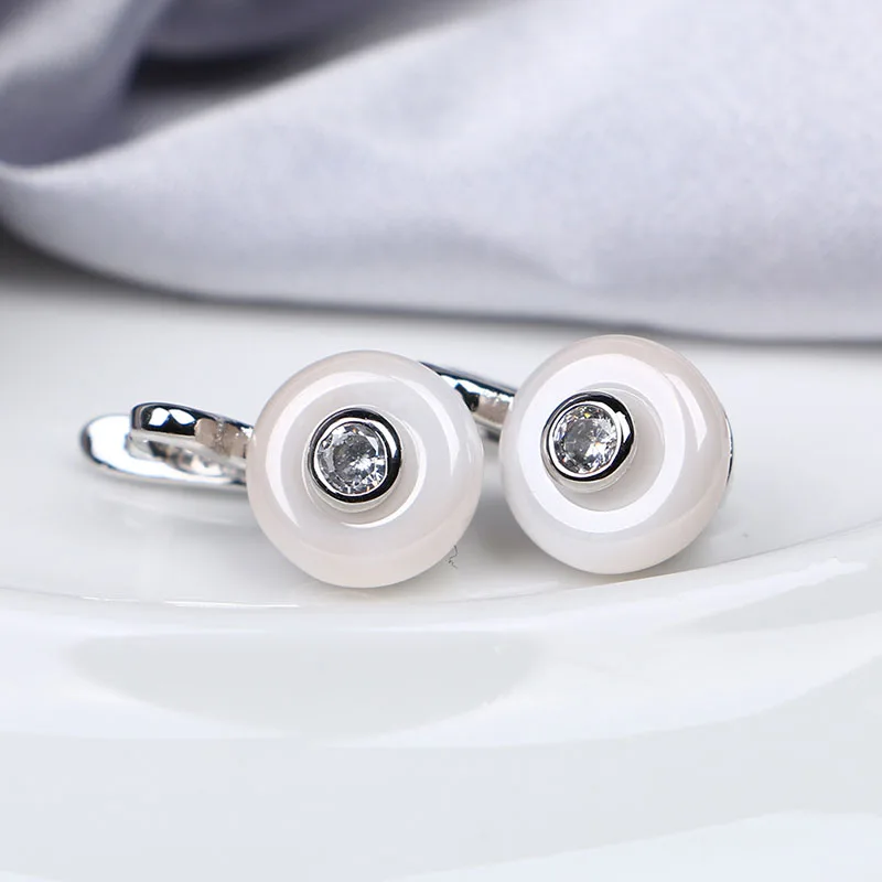 Классический дизайн романтичные ювелирные украшения для ушей золото