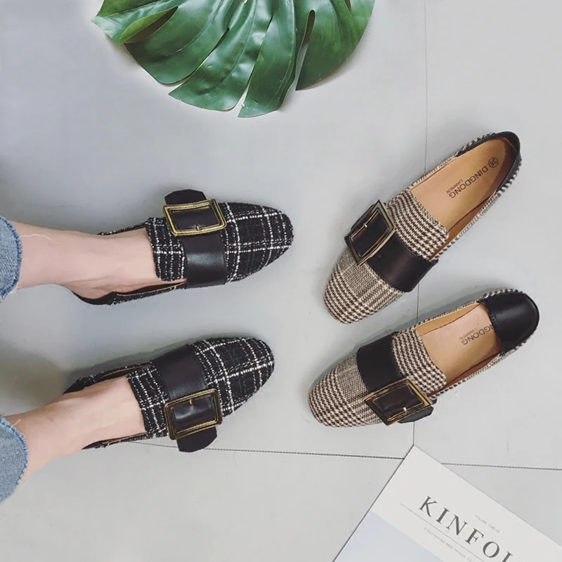 Женские мокасины на плоской подошве в британском ретро стиле с пряжкой и