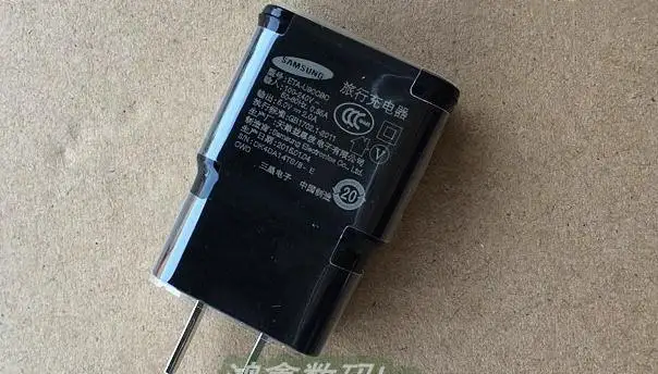 Для Samsung flat charger GT P7300 P1010 computer P7500 P7510 P6200 data line P6800|Зарядные устройства для
