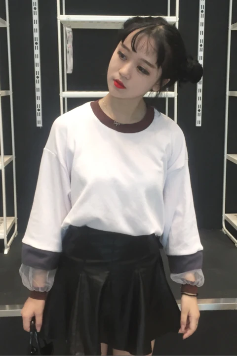 

Autumn winter new students sweet women loose lantern sleeves T - shirt college wind long - sleeved Tops & Tees