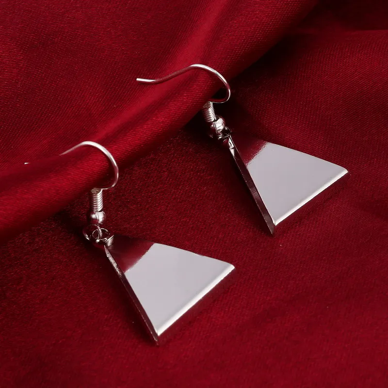 Комплект из колье и серёг с серебряным покрытием|set porcelain|set fishsets |