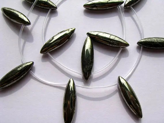 

2strands Natural Raw pyrite crystal arrow spikes shark horn learf pyrite iron gold pyrite necklace 15-30mm