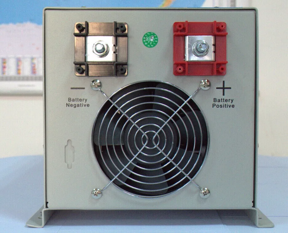 UPS Солнечный Мощность 3000 Вт Инвертор с зарядным устройством DC24V48V для AC110V230V В переменного тока, 50/60 Гц чистая Синусоидальная волна инвертирующий усилитель с ЖК-дисплей Дисплей