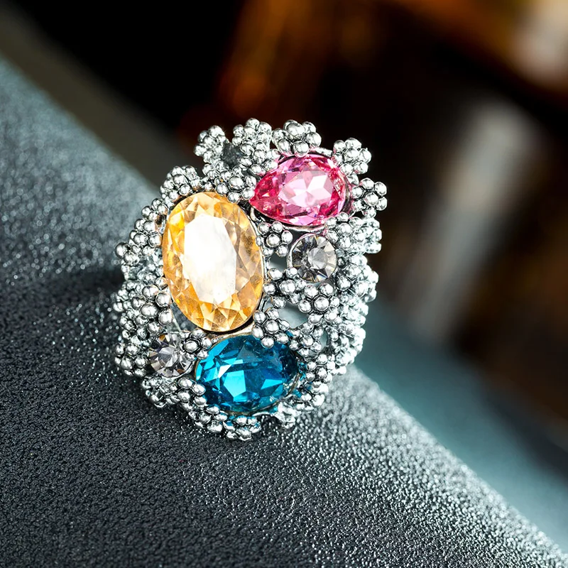 Женское кольцо с камнем в винтажном стиле | Украшения и аксессуары