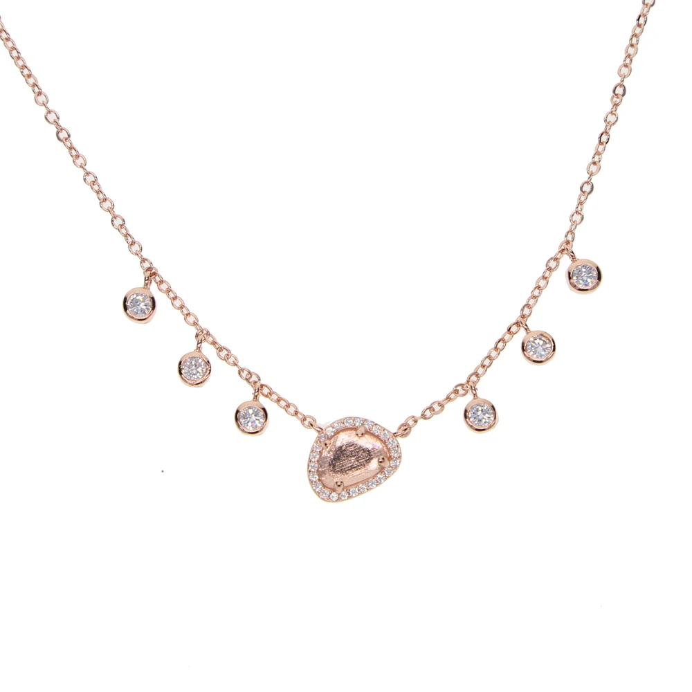 Женский чокер с фианитами элегантное ожерелье серебряного цвета голубым и