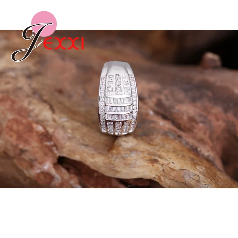 Женское кольцо из серебра 925 пробы с круглым цирконием | Украшения и аксессуары