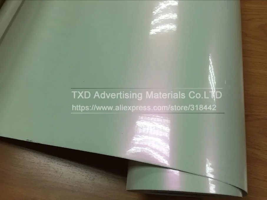 Виниловый стикер хамелеон блестящий белый с пузырьками воздуха металлик