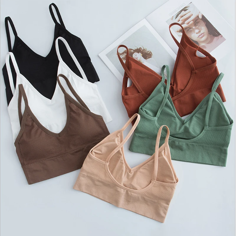 Женский спортивный бюстгальтер топ черный мягкий для йоги фитнес лифчик