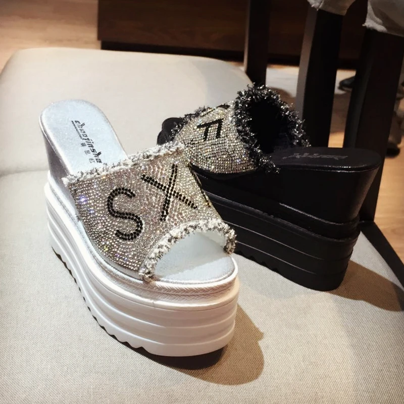 Летняя модная одежда женские тапочки новинка 2019 корейские сандалии и на толстой