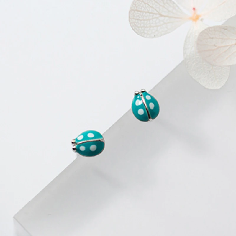 925 пробы серебряные милые серьги-гвоздики с божьей коровкой Модные женские насекомое с эмалевым покрытием серьги для девочек