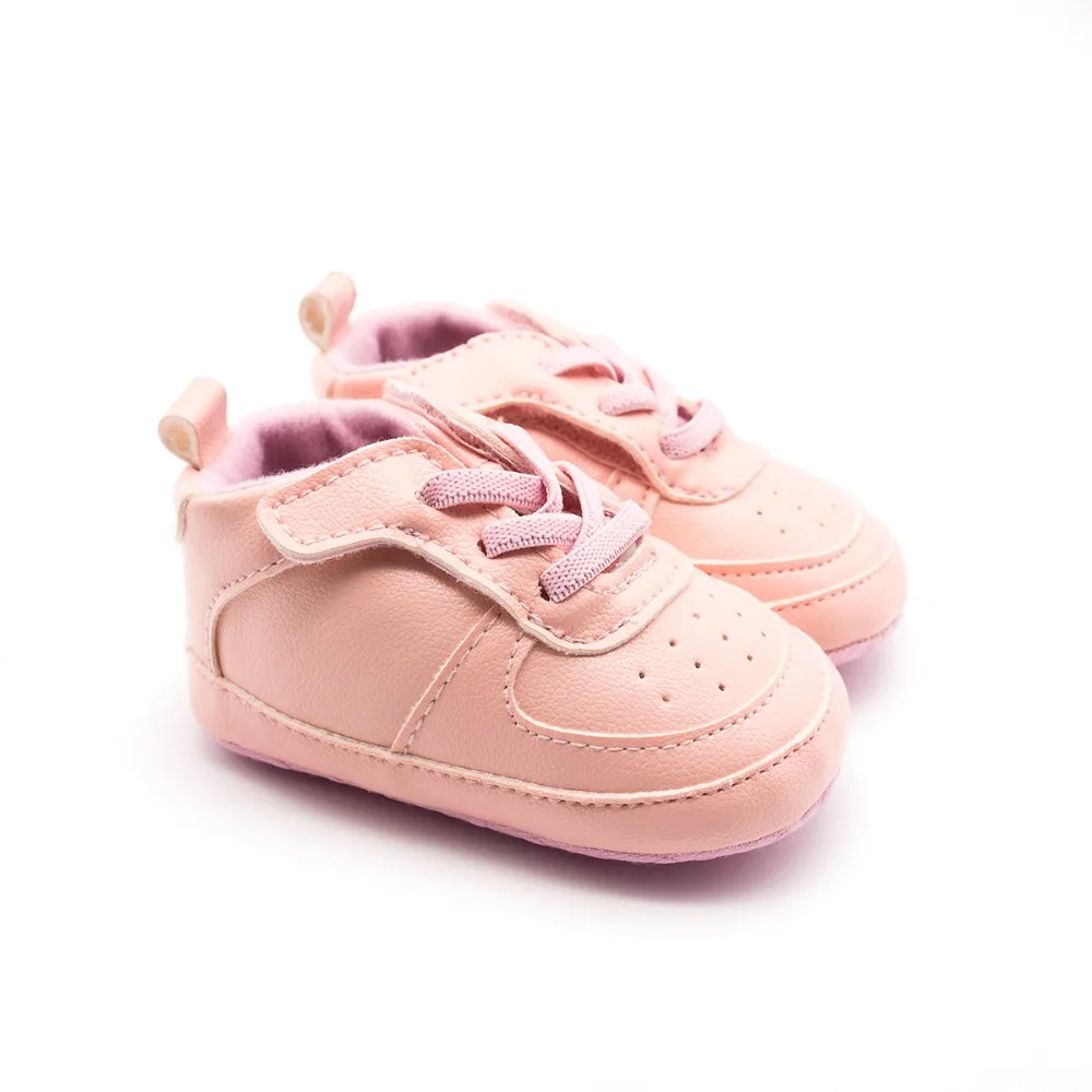 Новые детские спортивные кроссовки красивая модная детская обувь для девочек и