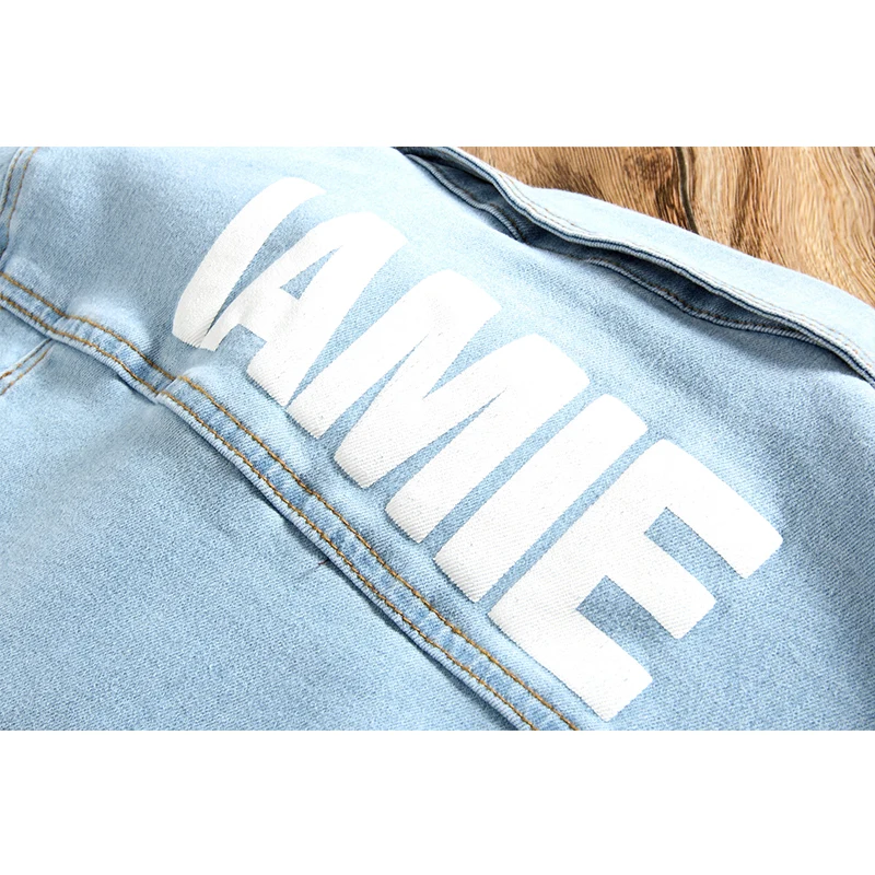 

Autumn Denim Jacket Men Outwear Casual Parka Letter Printed Denim Jean Coat 2XL Scratched Hole Design Slim Fit Jaqueta Masculina
