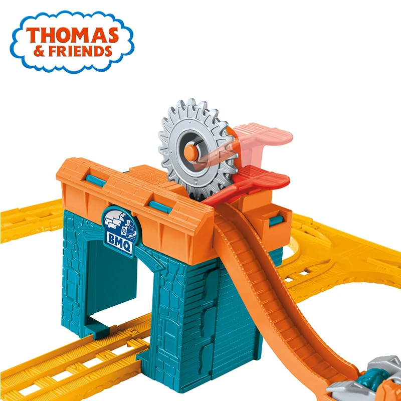 Оригинальные строительные игрушки Thomas and Friends для детей набор железнодорожных