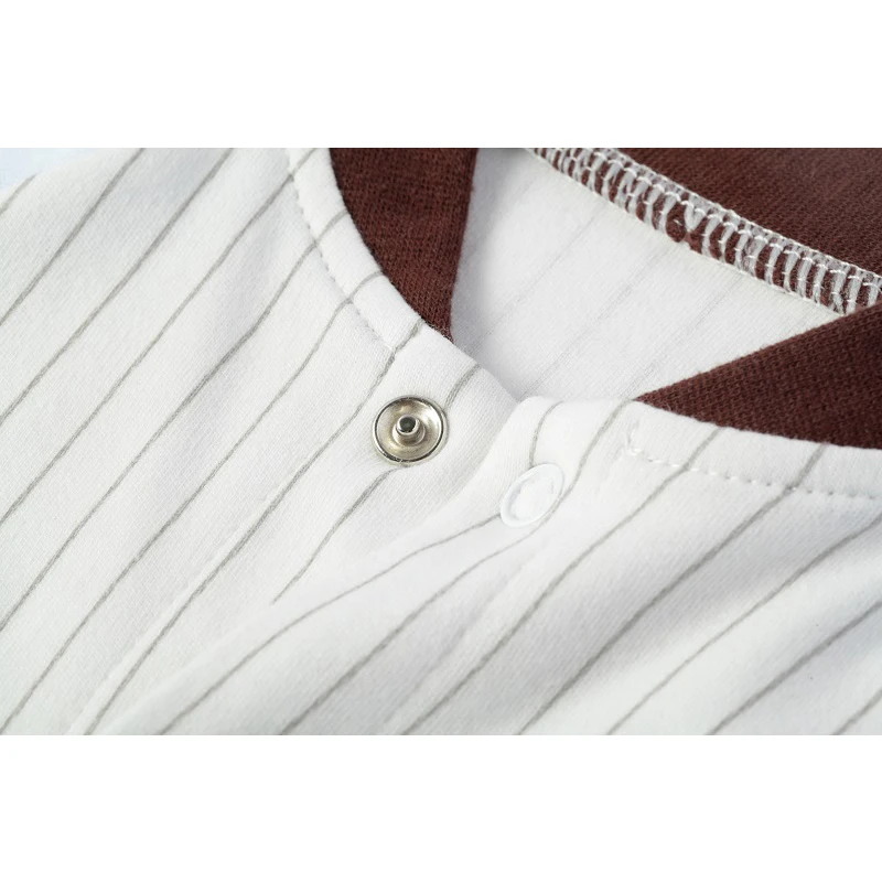 Хлопковый комбинезон с длинными рукавами и круглым вырезом для новорожденных