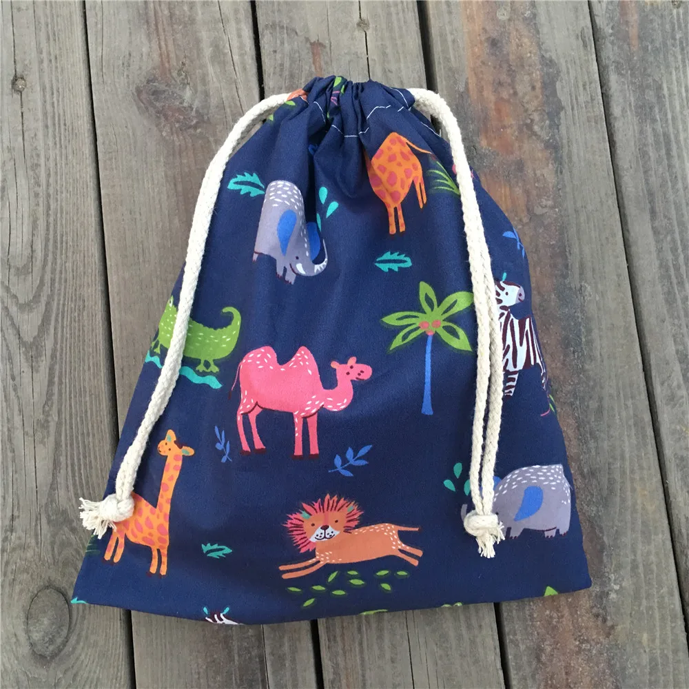 

YILE 1pc Cotton Drawstring Clothing Sorted Pouch Party Gift Bag Printed Forest Animals 920